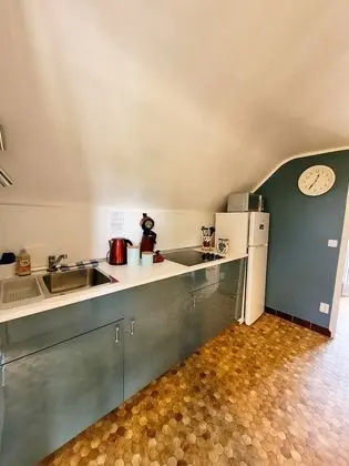 Apart Daire, Banyolu/Duşlu (Le Décollage)