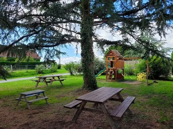 Apart Daire, Banyolu/Duşlu (Le Décollage)