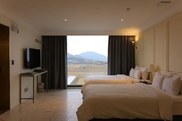 Royal Suite (Private pool fee per night required on spot)