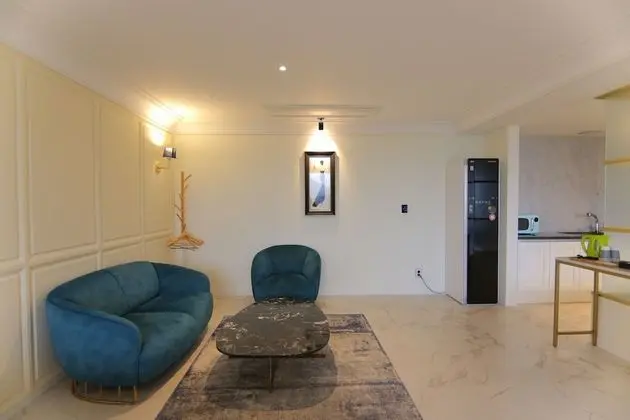 Royal Suite (Private pool fee per night required on spot)