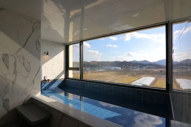 Royal Suite (Private pool fee per night required on spot)