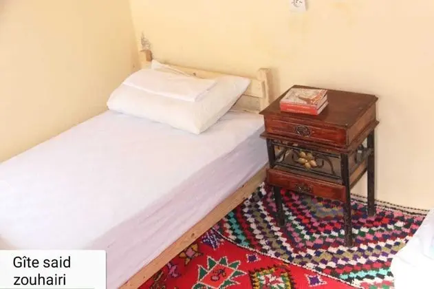 Tek Büyük Yataklı Oda, Ortak Banyo