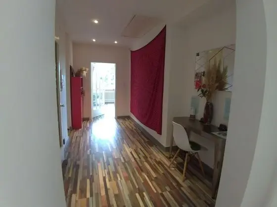 Superior Apart Daire, Banyolu/Duşlu, Bahçe Manzaralı