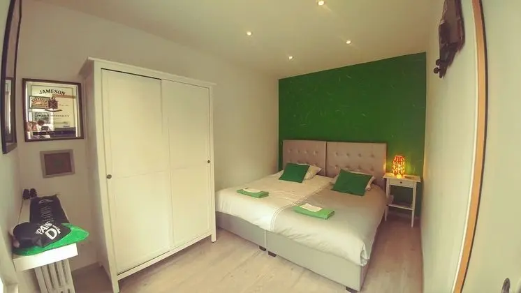 Superior Apart Daire, Banyolu/Duşlu, Bahçe Manzaralı