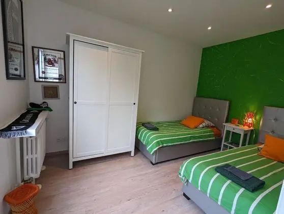 Superior Apart Daire, Banyolu/Duşlu, Bahçe Manzaralı