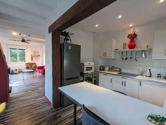 Superior Apart Daire, Banyolu/Duşlu, Bahçe Manzaralı