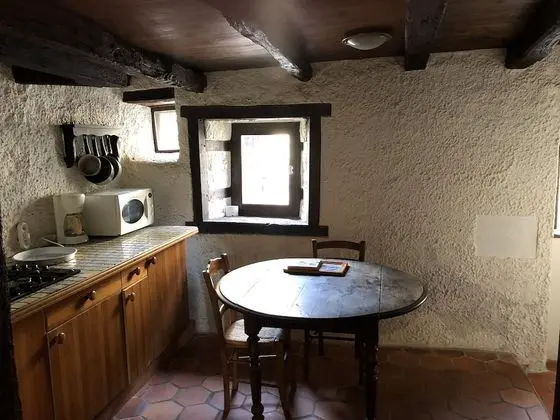 Traditional Ev (4 personnes )