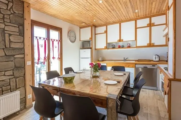Comfort Kır Evi, Özel Banyo, Dağ Manzaralı (Gîte Coste Belle)