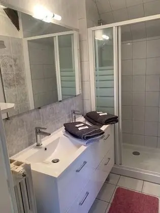 Standard Apart Daire (APPARTEMENT 90m² ETAGE)