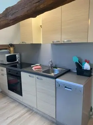 Standard Apart Daire (APPARTEMENT 90m² ETAGE)