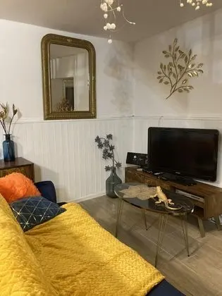 Traditional Ev, Banyolu/Duşlu (La Pommeraie)