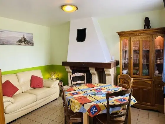 Ev, Banyolu/Duşlu, Bahçe Manzaralı (Gîte Ker Evan)