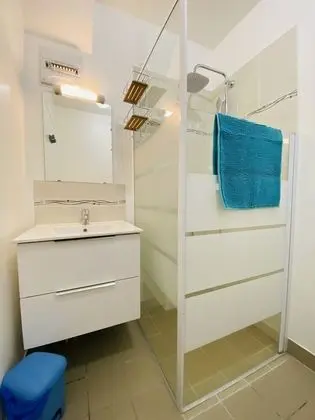 Family Kır Evi, Banyolu/Duşlu, Bahçe Manzaralı (Ker Noah)