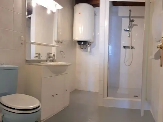 Comfort Apart Daire, Özel Banyo (au 1 étage)