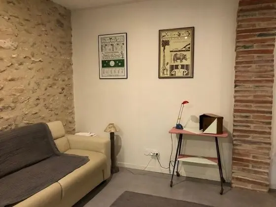 Kır Evi, Banyolu/Duşlu, Avlu Manzaralı