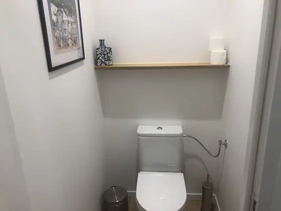 Kır Evi, Özel Banyo, Avlu Manzaralı (Canigou)