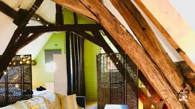 Kır Evi (Charme)
