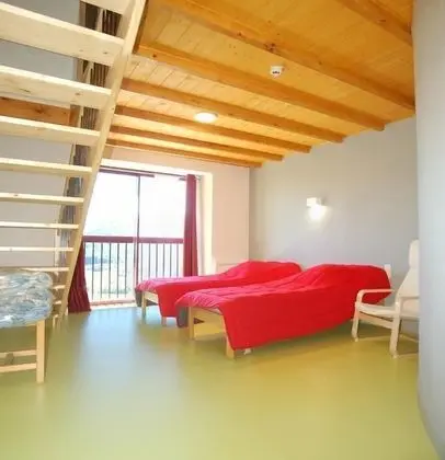 Basic Oda, Birden Çok Yatak, Dağ Manzaralı