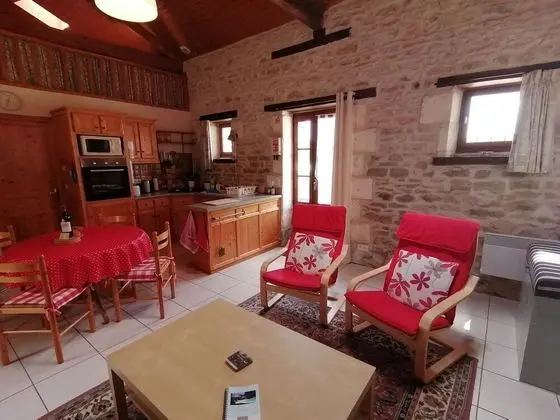 Kır Evi (Le Poirier)