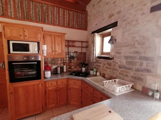 Kır Evi (Le Poirier)