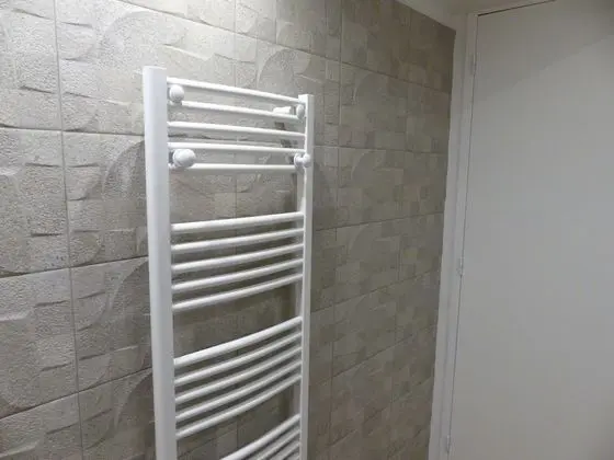 Kır Evi, Engellilere Uygun, Banyolu/Duşlu (LE FOURNIL)