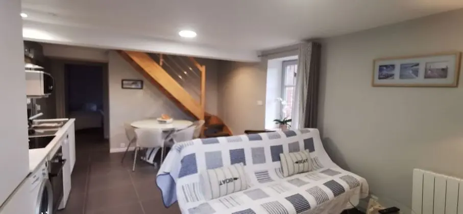 Kır Evi, Engellilere Uygun, Banyolu/Duşlu (LE FOURNIL)