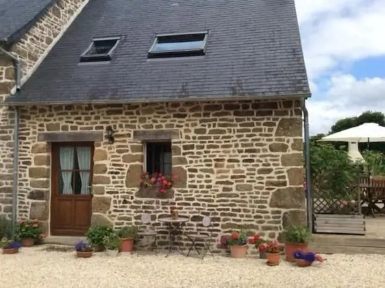 Kır Evi, Banyolu/Duşlu, Avlu Manzaralı (Le Petit Bijou)