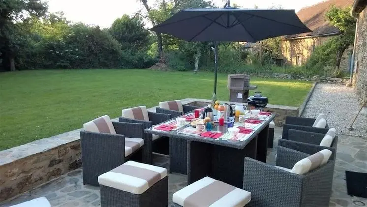 Family Kır Evi, Özel Banyo, Bahçe Manzaralı (GÎTE  GUILLAUMIN)