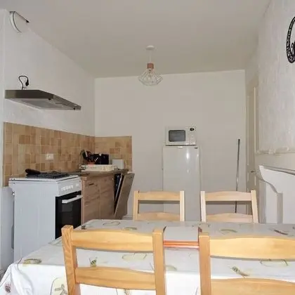 Kır Evi, Birden Çok Yatak, Sigara İçilmez (Ancolie)