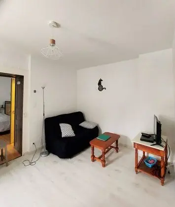 Kır Evi, Birden Çok Yatak, Sigara İçilmez (Ancolie)