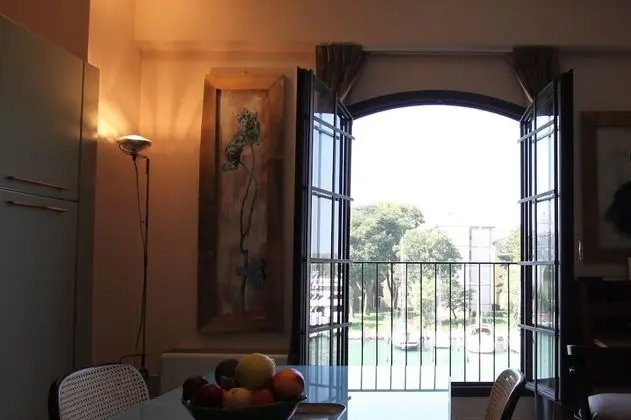 Apart Daire, 1 Yatak Odası, Kanal Manzaralı