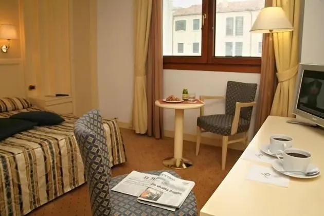 Classic Tek Kişilik Oda