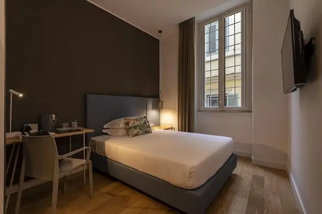 Classic Tek Büyük Yataklı Oda