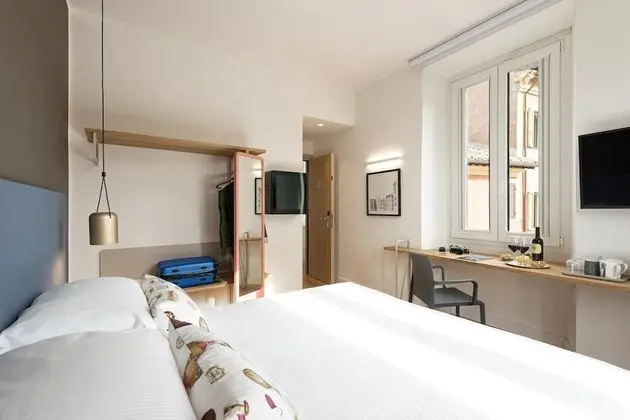 Deluxe Tek Büyük veya İki Ayrı Yataklı Oda