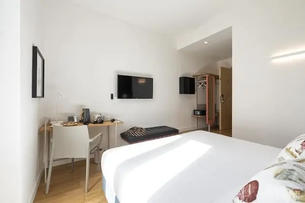 Superior Tek Büyük veya İki Ayrı Yataklı Oda