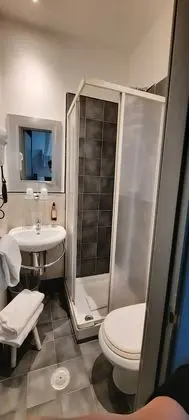Economy Tek Büyük Yataklı Oda