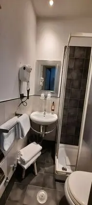 Economy Tek Büyük Yataklı Oda