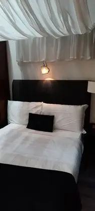 Economy Tek Büyük Yataklı Oda