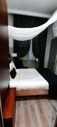 Economy Tek Büyük Yataklı Oda