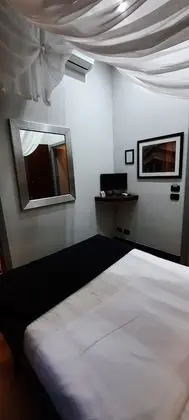 Economy Tek Büyük Yataklı Oda