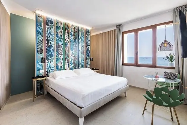 Romantic Tek Büyük Yataklı Oda, 1 Büyük (Queen) Boy Yatak, Deniz Manzaralı, Okyanusa Sıfır