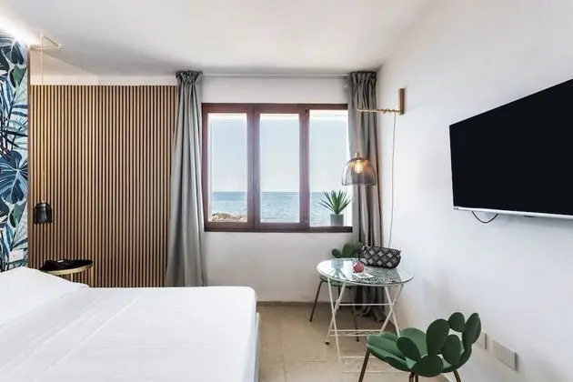 Romantic Tek Büyük Yataklı Oda, 1 Büyük (Queen) Boy Yatak, Deniz Manzaralı, Okyanusa Sıfır