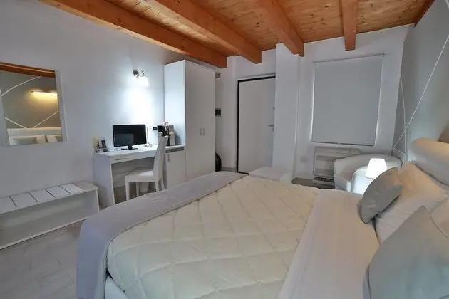 Tek Kişilik Oda, Bahçe Manzaralı