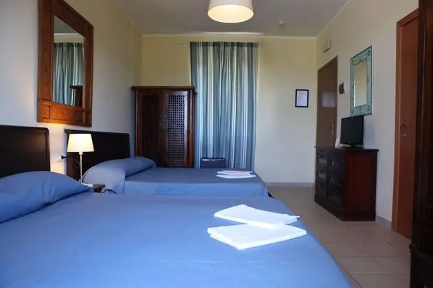 Classic Tek Büyük veya İki Ayrı Yataklı Oda