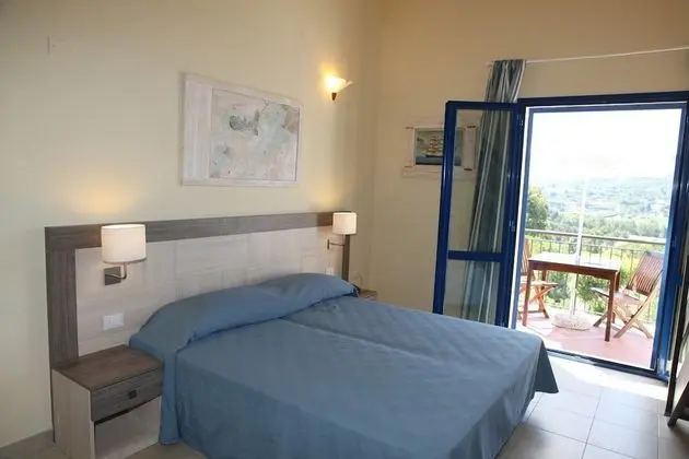 Superior Tek Büyük veya İki Ayrı Yataklı Oda