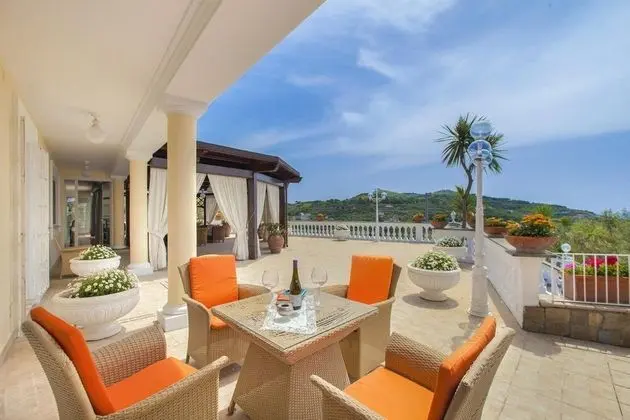 Villa, Sigara İçilebilir