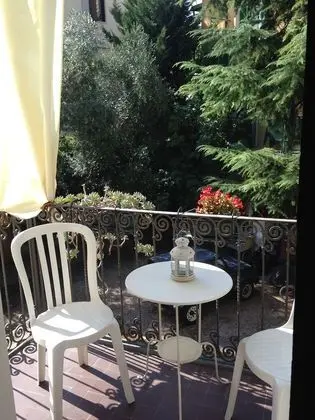 Tek Büyük Yataklı Oda, Banyolu/Duşlu