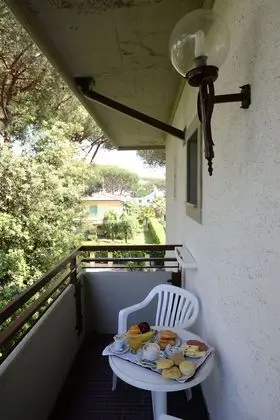 Classic Üç Kişilik Oda, Balkon