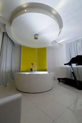 Deluxe Süit, Küvet