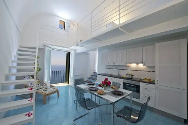 Apart Daire, 2 Yatak Odası, Teras, Deniz Manzaralı